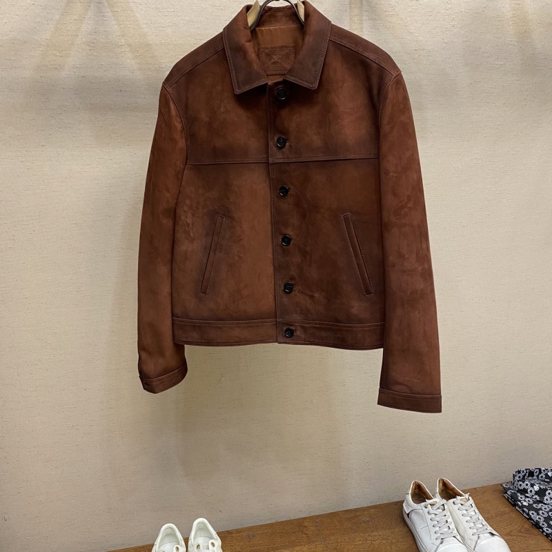 Pra*a outwear